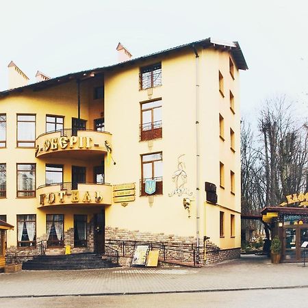 Hotel Oberig Morszyn Zewnętrze zdjęcie
